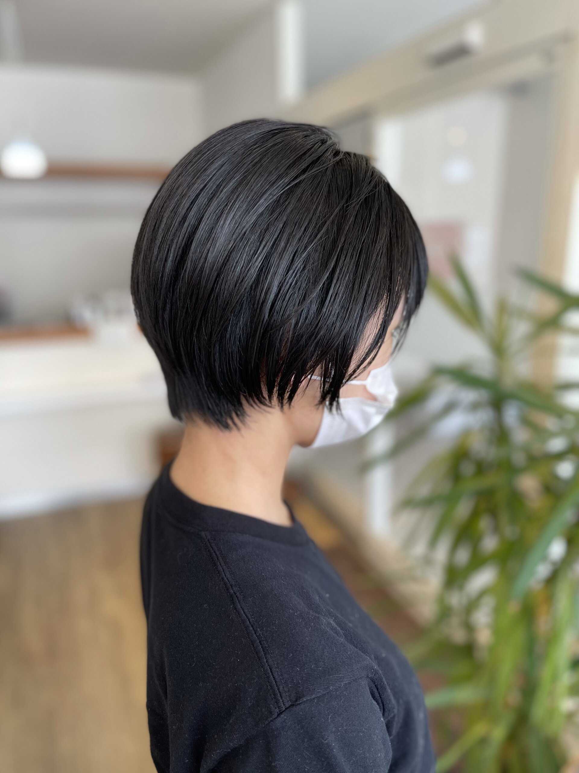 黒髪ショートスタイル