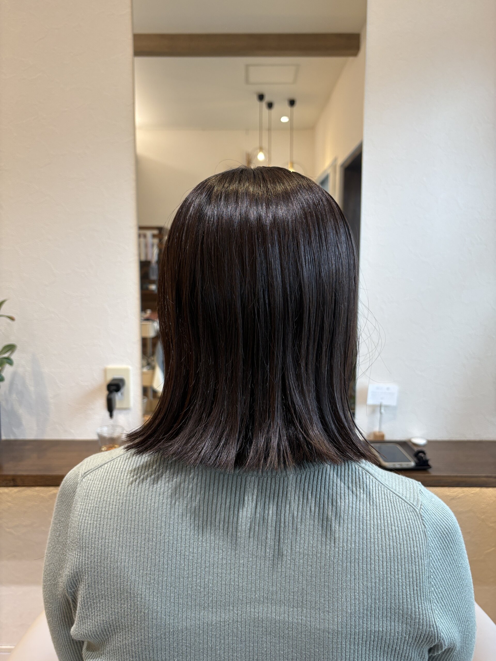 ダークカラー×ツヤボブ｜Umito HairDesign & Spa 岡山