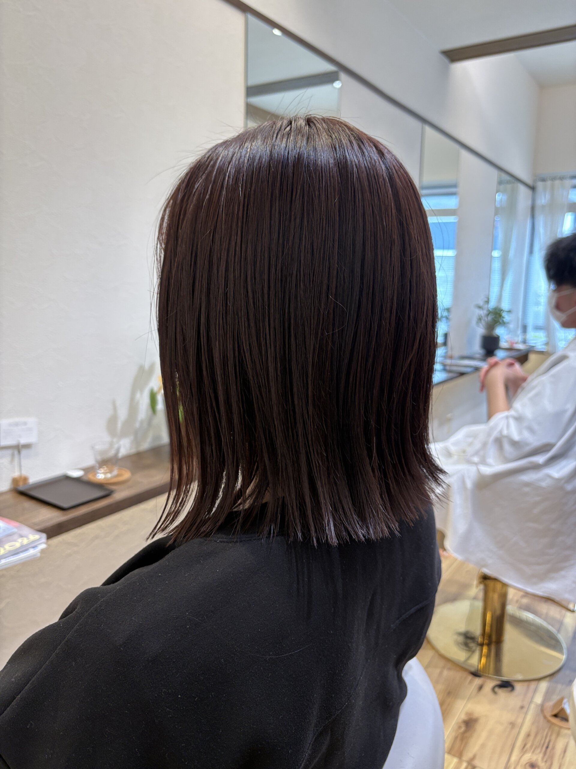 ピンクブラウンボブ バックスタイル