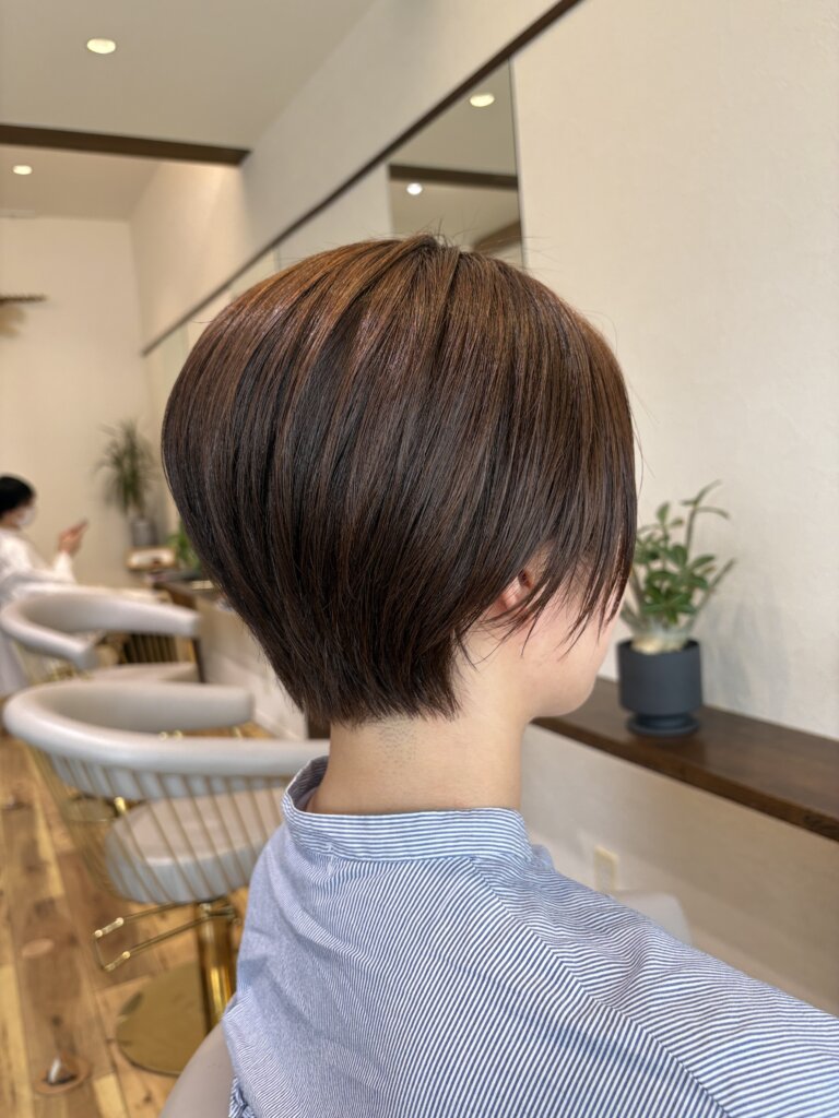 すっきりショート バックスタイル1