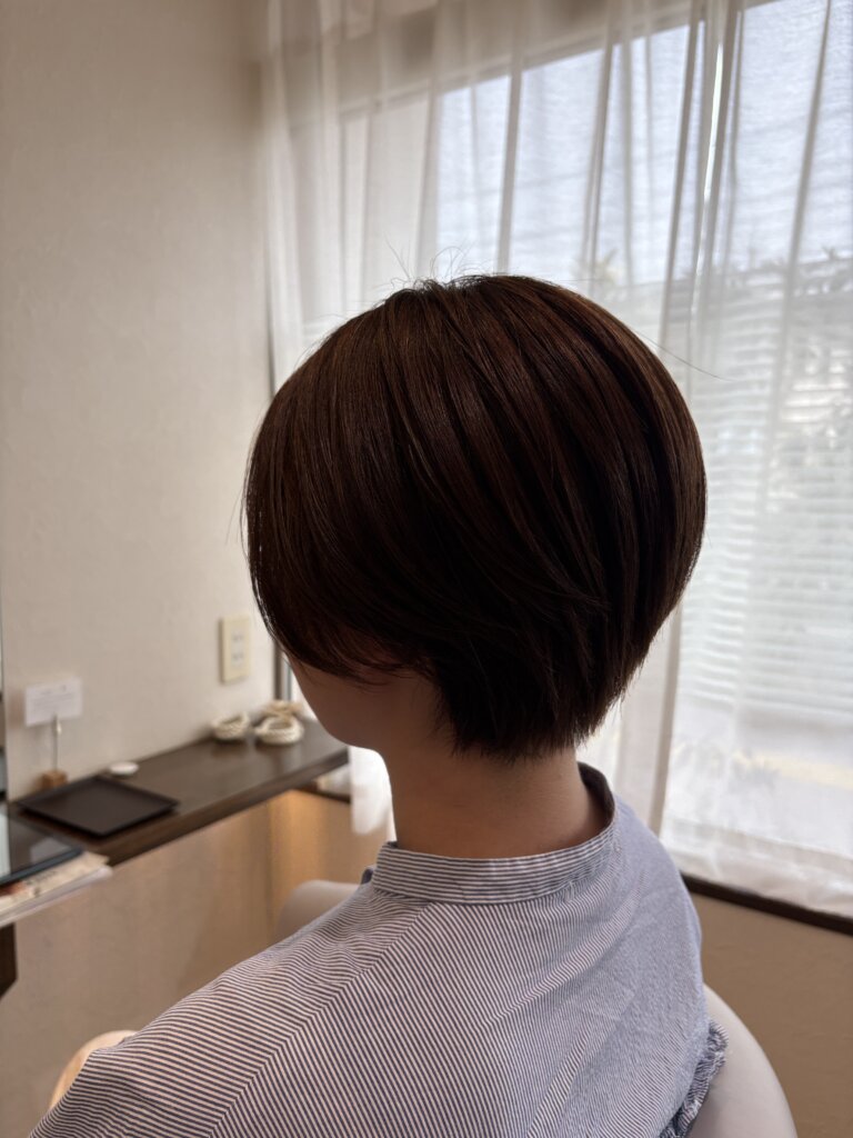 すっきりショート バックスタイル3
